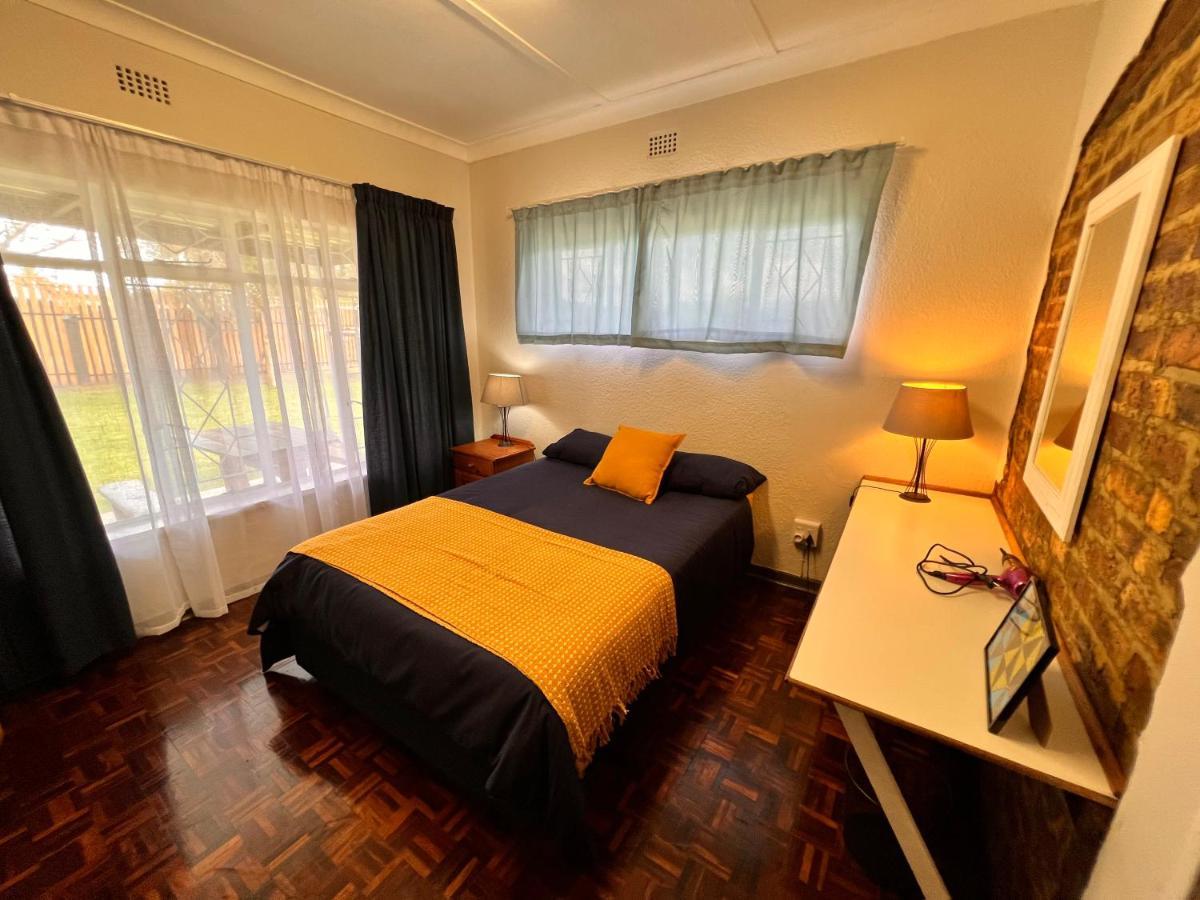 Firefly Budget Friendly Guest House Kempton Park Kültér fotó