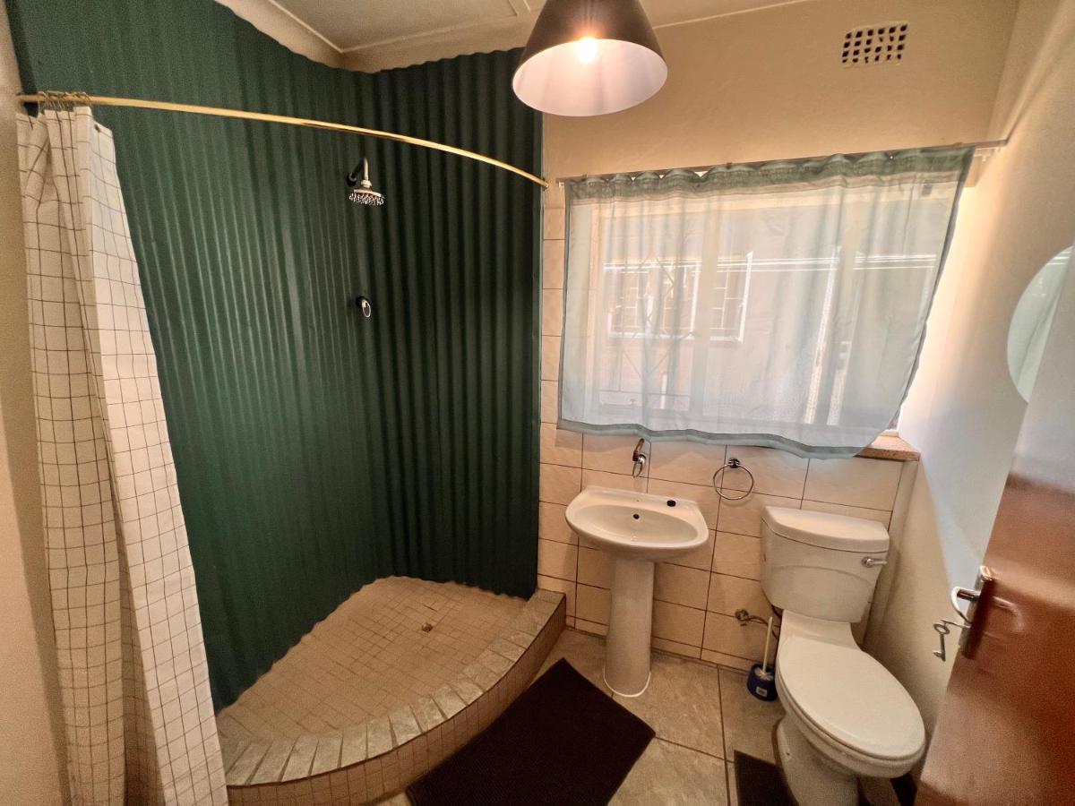 Firefly Budget Friendly Guest House Kempton Park Kültér fotó
