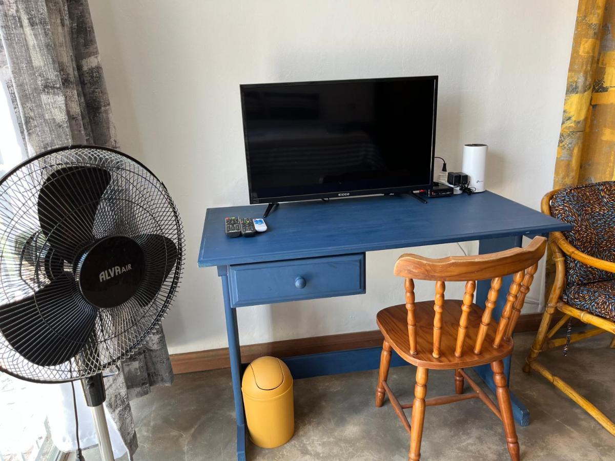Firefly Budget Friendly Guest House Kempton Park Kültér fotó